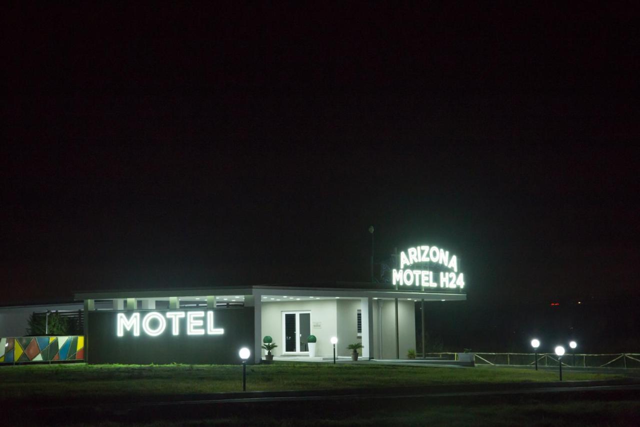 Arizona Motel Castel Volturno Exterior foto